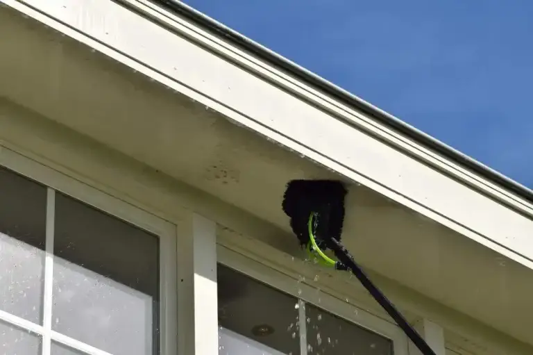 Boeidelen laten schoonmaken